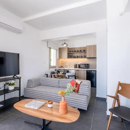 Irena Residences 酒店 4*