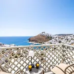 מלון Irena Residences 4*