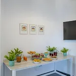 Irena Residences 酒店