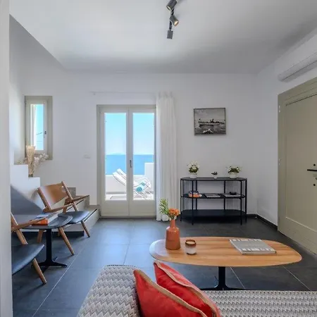 Irena Residences فندق 4*