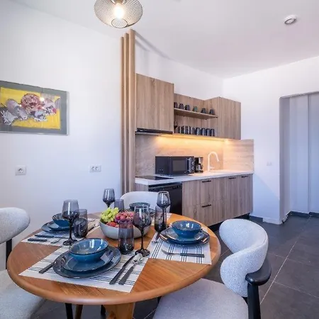 Irena Residences Hotel